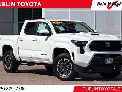Used 2024 Toyota Tacoma TRD Sport w/ TRD Sport Upgrade Package