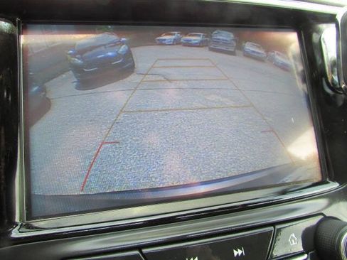 Used 2020 Buick Envision Preferred AWD/4WD image 22
