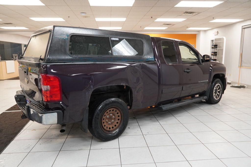 Used 2008 Chevrolet Silverado 1500 LT w/ Power Pack Plus RWD image 11