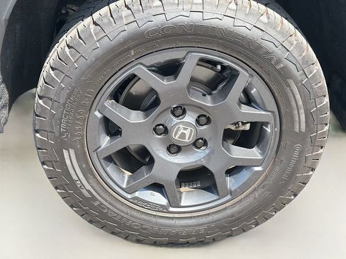 Used 2024 Honda Pilot TrailSport image 9