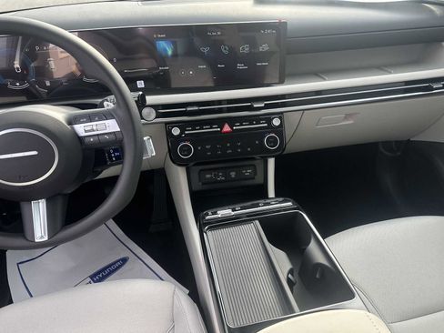 New 2026 Hyundai Tucson SEL image 12