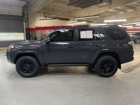 Certified 2024 Toyota 4Runner TRD Off-Road Premium w/ Off Road Premium Plus Package image 8