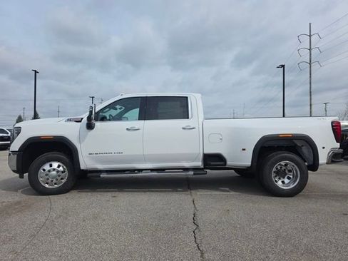 New 2026 GMC Sierra 3500 SLT w/ SLT Convenience Package AWD/4WD image 13