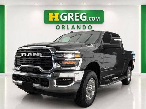 Used 2025 RAM 2500 Big Horn AWD/4WD image 4