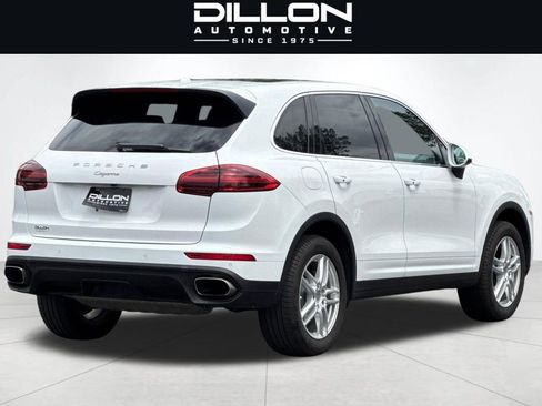 Used 2018 Porsche Cayenne AWD/4WD image 4
