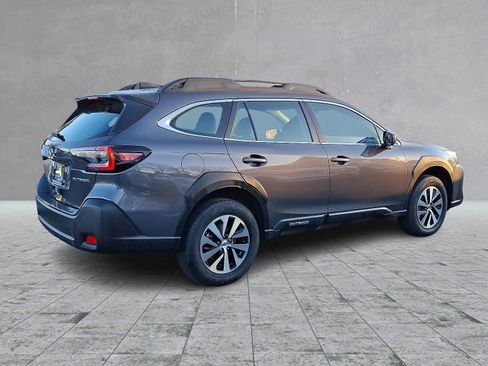 Used 2024 Subaru Outback image 12