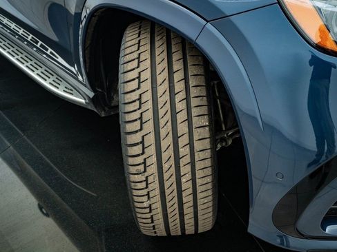 Certified 2024 Mercedes-Benz GLS 580 4MATIC image 43