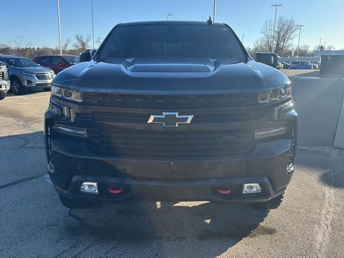Used 2019 Chevrolet Silverado 1500 LT Trail Boss image 9