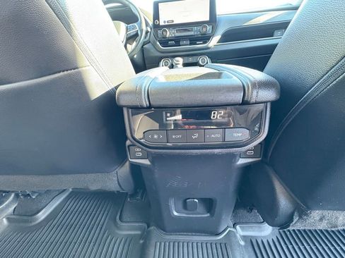 Certified 2024 Toyota Grand Highlander XLE image 17