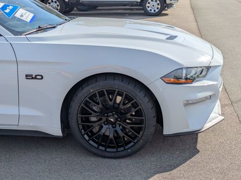 Certified 2019 Ford Mustang GT Premium w/ Equipment Group 401A image 11