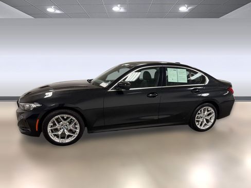 Used 2025 BMW 330i xDrive Sedan AWD/4WD image 2