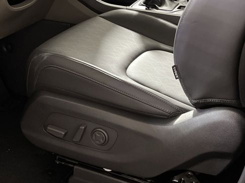 New 2026 Kia Carnival LXS image 12