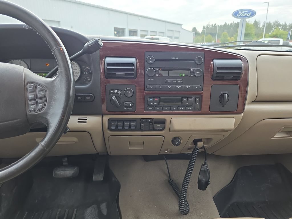 Used 2006 Ford F350 Lariat AWD/4WD image 22