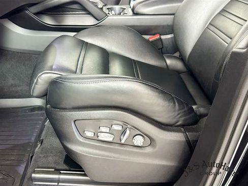 Used 2021 Porsche Cayenne GTS AWD/4WD image 26