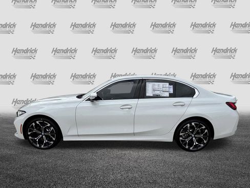 Used 2025 BMW 330i xDrive Sedan w/ Convenience Package AWD/4WD image 6
