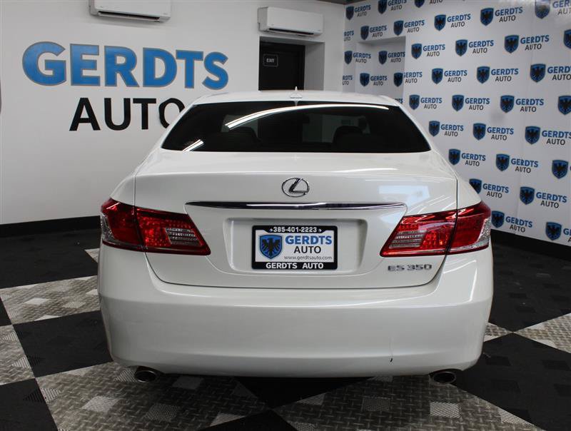 Used 2010 Lexus ES 350 w/ Preferred Accessory Package FWD image 3