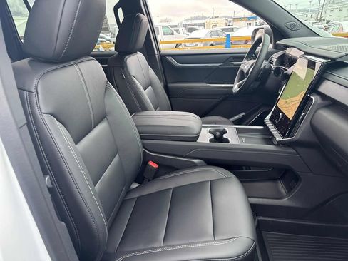 New 2026 GMC Acadia Elevation image 45