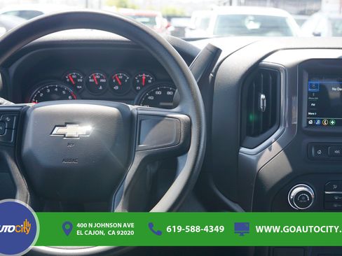 Used 2022 Chevrolet Silverado 1500 Custom AWD/4WD image 5
