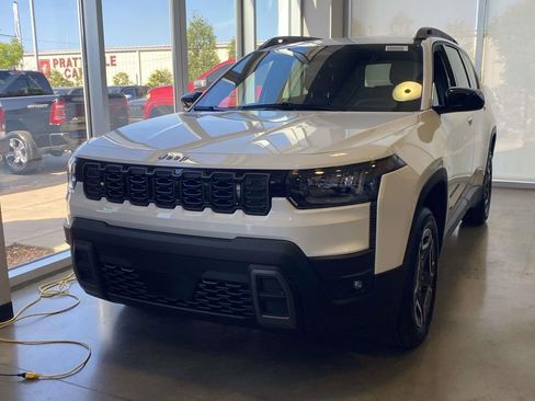 New 2026 Jeep Cherokee Laredo AWD/4WD image 3