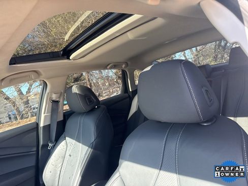 Certified 2025 Acura TLX w/ Technology Package image 14