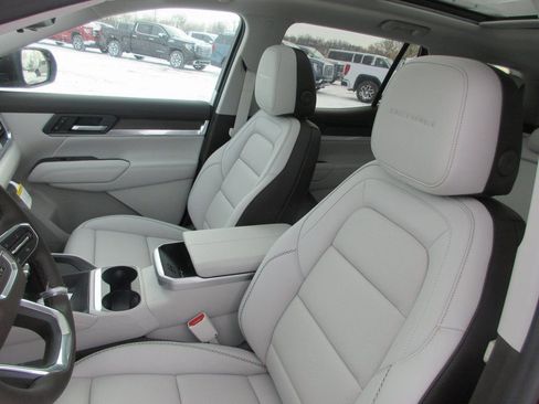 New 2026 GMC Terrain Denali image 12