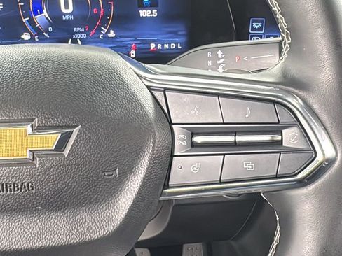 Used 2024 Chevrolet Traverse LT AWD/4WD image 25