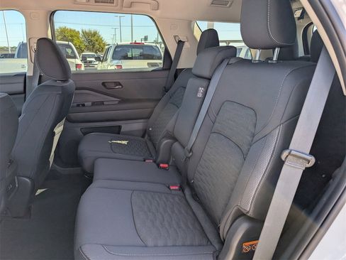 New 2025 Nissan Pathfinder SV w/ Cargo Package image 19