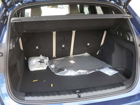 Certified 2025 BMW X1 xDrive28i w/ Convenience Package image 37