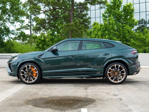 Used 2024 Lamborghini Urus S AWD/4WD image 15