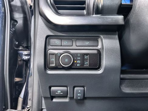 Used 2023 Ford F350 Lariat w/ Lariat Ultimate Package AWD/4WD image 15