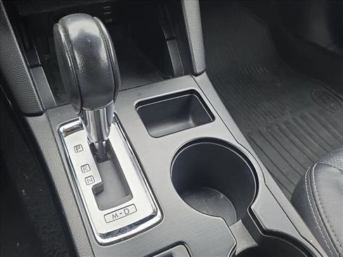 Used 2017 Subaru Outback 2.5i Limited image 12