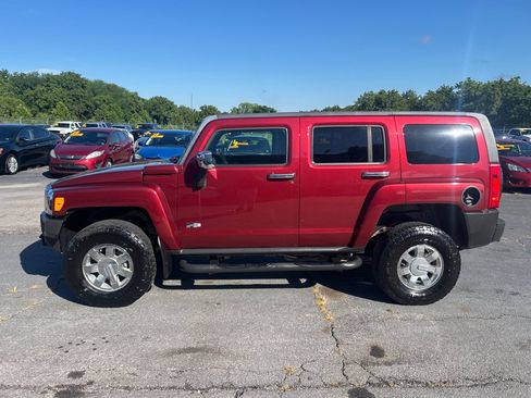 Used 2010 HUMMER H3 w/ Appearance Package AWD/4WD image 1