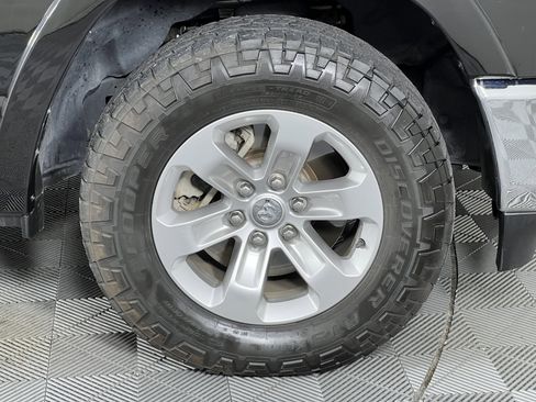 Used 2020 RAM 1500 Laramie AWD/4WD image 14