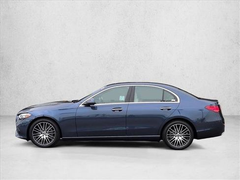 Used 2025 Mercedes-Benz C 300 Sedan image 9
