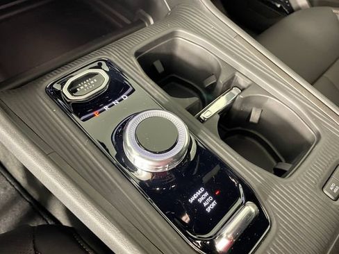 New 2026 Jeep Cherokee Limited AWD/4WD image 7