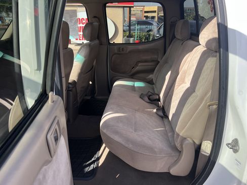 Used 2002 Toyota Tacoma PreRunner image 30