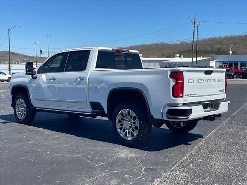 New 2026 Chevrolet Silverado 2500 High Country w/ Technology Package AWD/4WD image 5