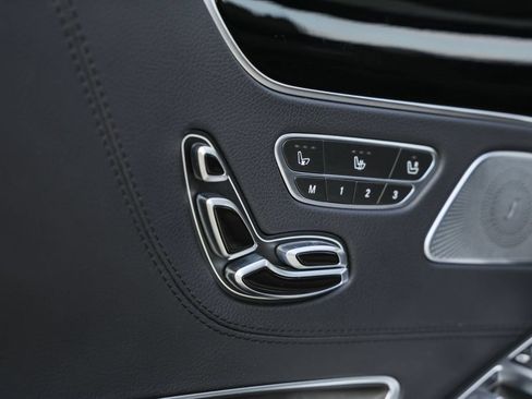 Used 2015 Mercedes-Benz S 63 AMG 4MATIC Coupe image 13