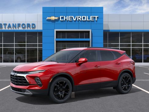 New 2026 Chevrolet Blazer LT w/ Convenience Package FWD image 2