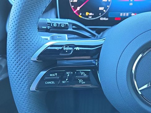 New 2026 Mercedes-Benz GLC 300 image 21