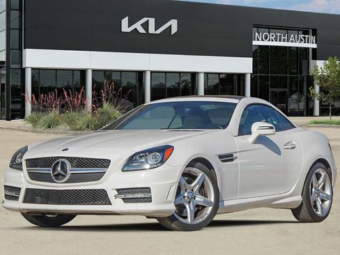 Used 2015 Mercedes-Benz SLK 250 w/ Premium Package image 1