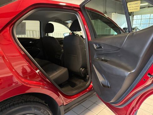 Used 2024 Chevrolet Equinox LT w/ LPO, Floor Liner Package FWD image 27