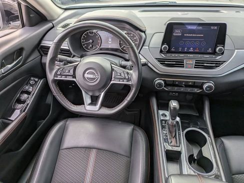 Used 2024 Nissan Altima 2.5 SR image 19