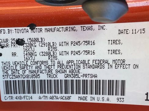 Used 2016 Toyota Tacoma SR image 21