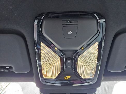 New 2026 BMW X6 xDrive40i w/ Climate Comfort Package image 18