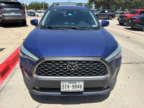 Used 2022 Toyota Corolla Cross XLE FWD image 5