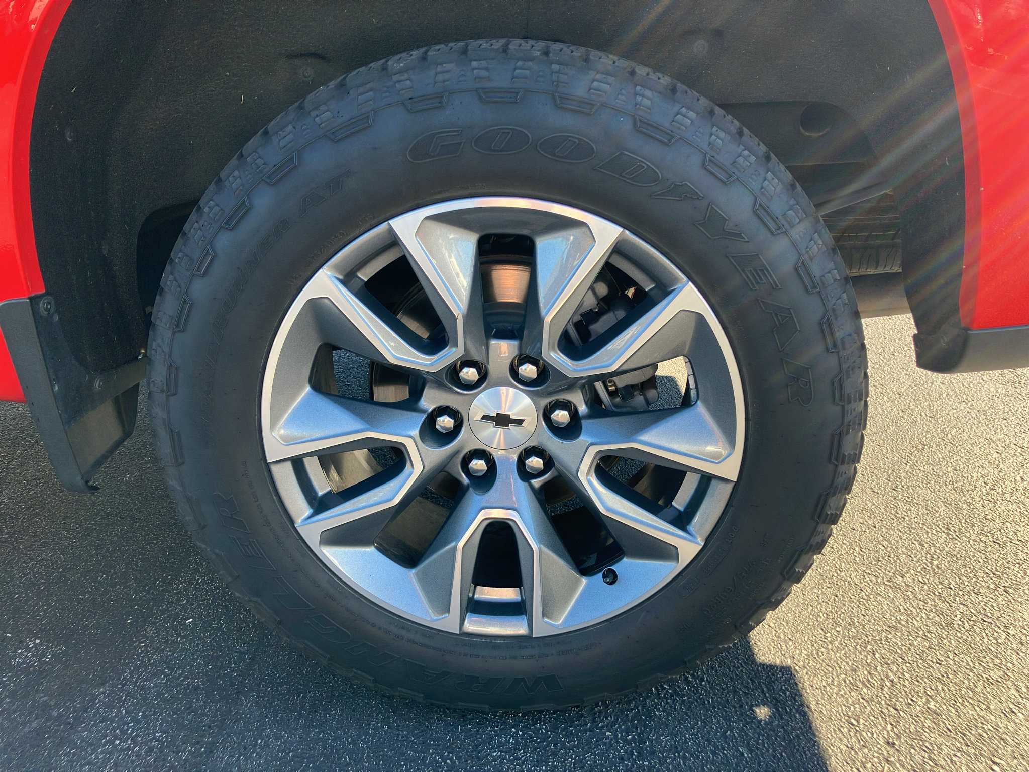 Used 2021 Chevrolet Silverado 1500 RST AWD/4WD image 15