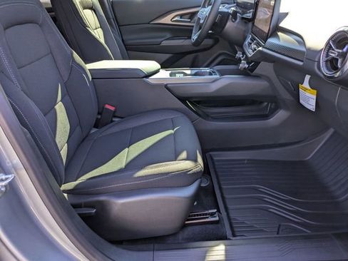 New 2026 Chevrolet Equinox EV LT w/ Comfort Package image 36