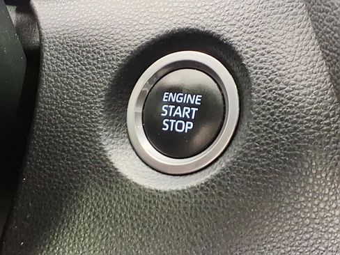 Used 2023 Toyota Corolla SE FWD image 19