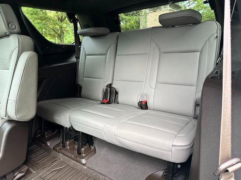 Used 2022 GMC Yukon SLT w/ SLT Premium Package RWD image 23
